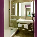 Mercure La Cite فندق