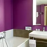 Mercure La Cite قرقشونه