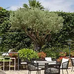 فندق Mercure La Cite 4*