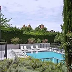 Mercure La Cite Отель 4*
