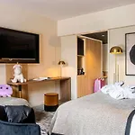 Hotel Mercure La Cité 4*