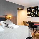 Mercure La Cite Каркассон