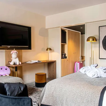 Hotel Mercure La Cite 4*