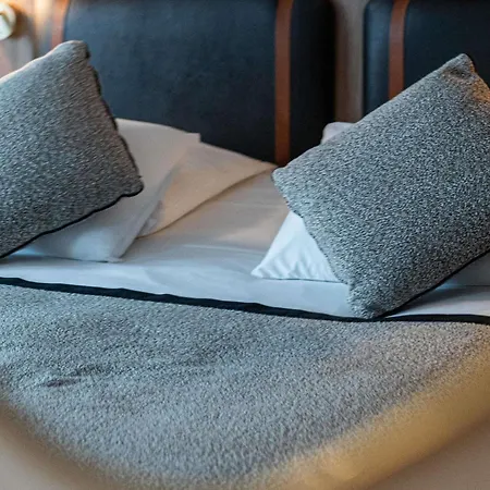 Mercure La Cite Hotel