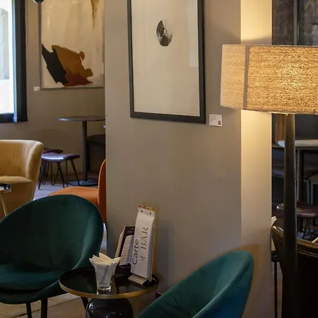 Mercure La Cite فندق قرقشونه