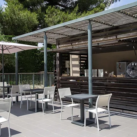 Ξενοδοχείο Mercure La Cite 4*