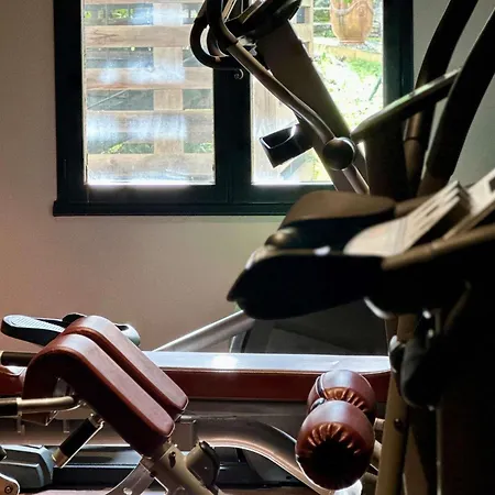 Mercure La Cite Hotel 4*