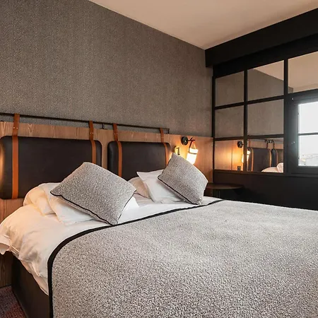 Hotel Mercure La Cite 4*