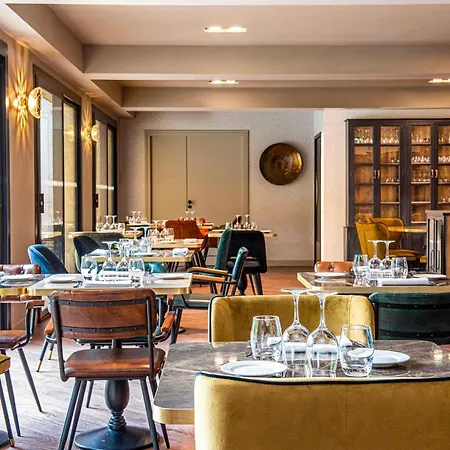 Mercure La Cite فندق