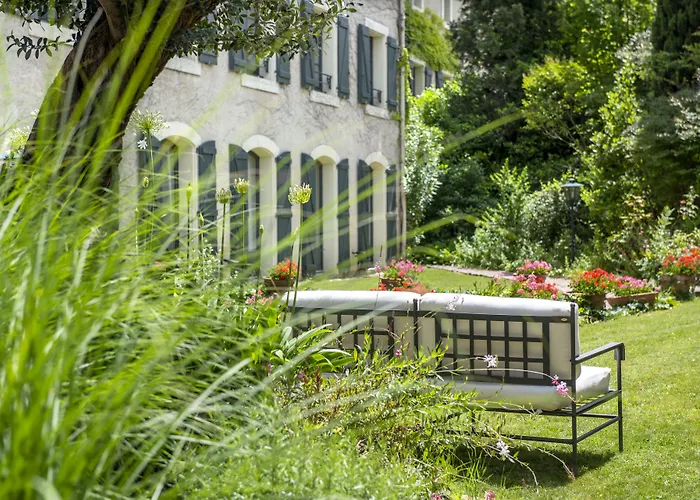 Mercure La Cite Hotel 4*