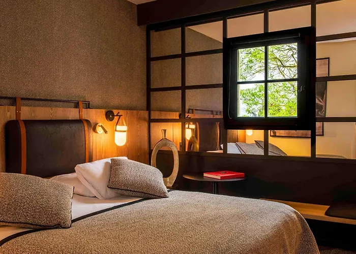 酒店 Mercure La Cite 4*