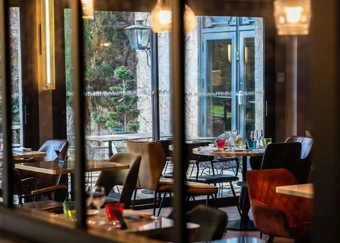 فندق Mercure La Cite قرقشونه