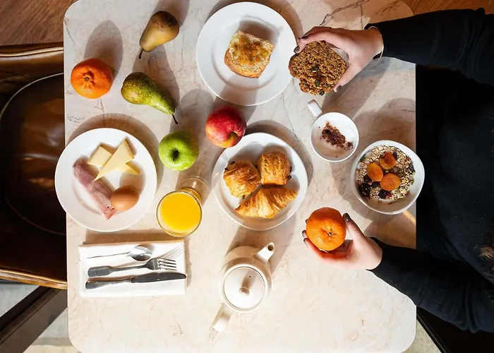 Hotel Mercure La Cite 4*