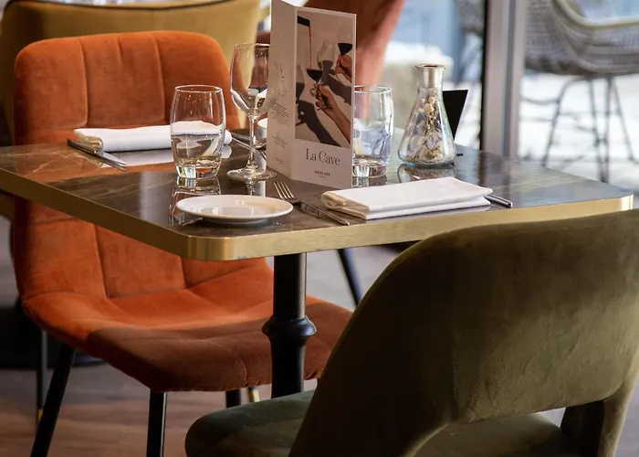 Mercure La Cite Hotel 4*