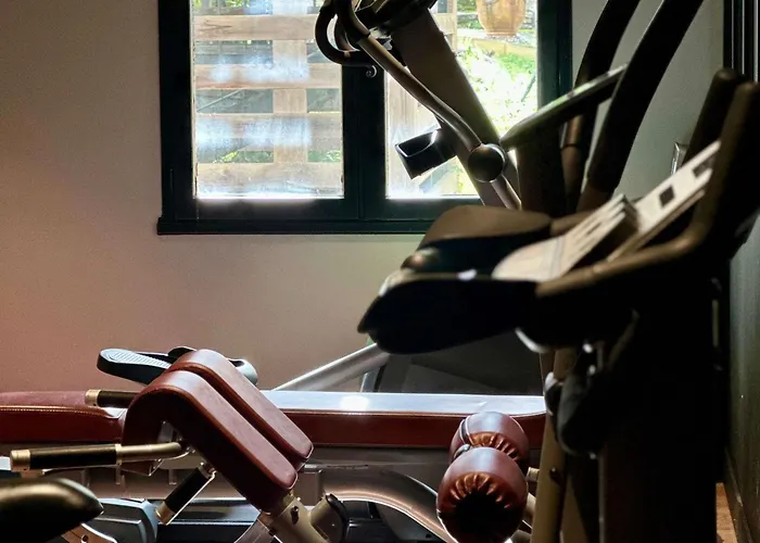 Mercure La Cite Hotel 4*