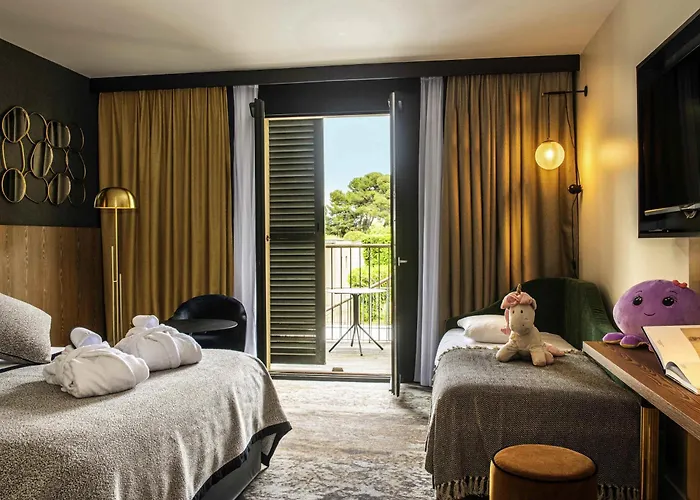 Mercure La Cite מלון